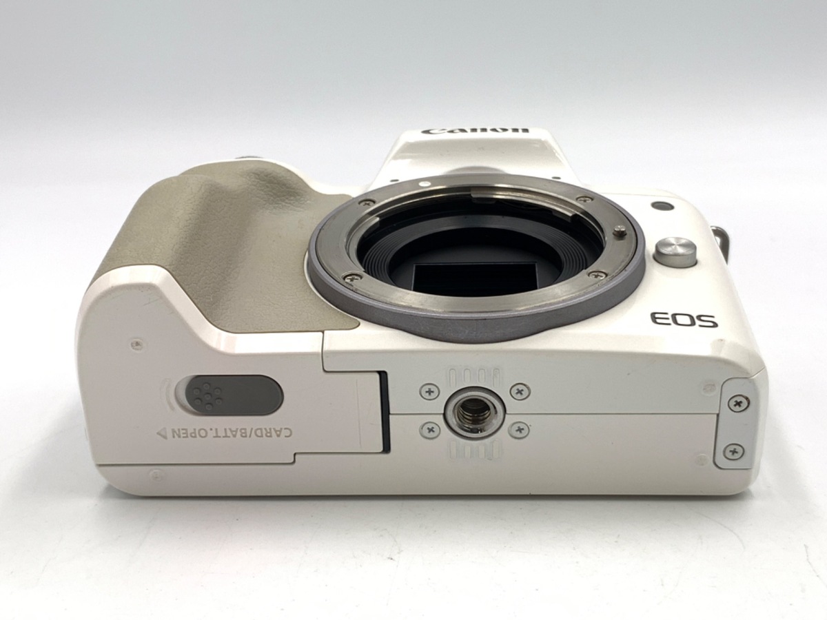EOS Kiss M ボディ ホワイト【2410万画素】