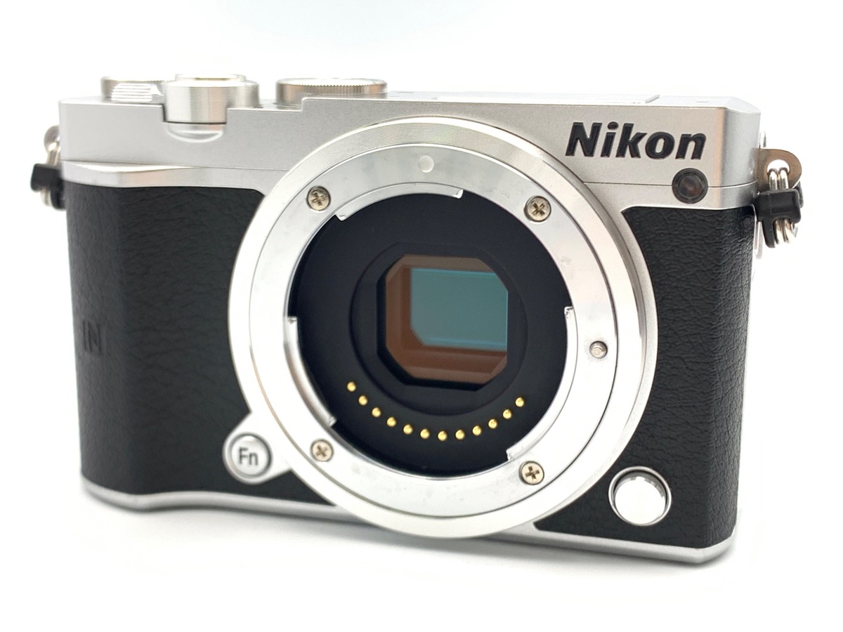 Nikon 1 J5 ボディ シルバー【2081万画素】