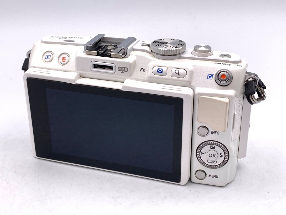 オリンパス PEN Lite E-PL6 ボディ ホワイト