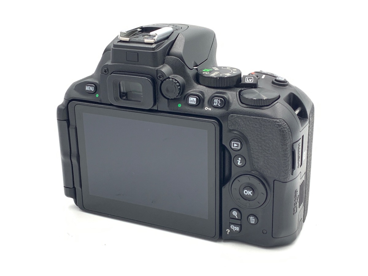 D5600 ボディ【2416万画素】