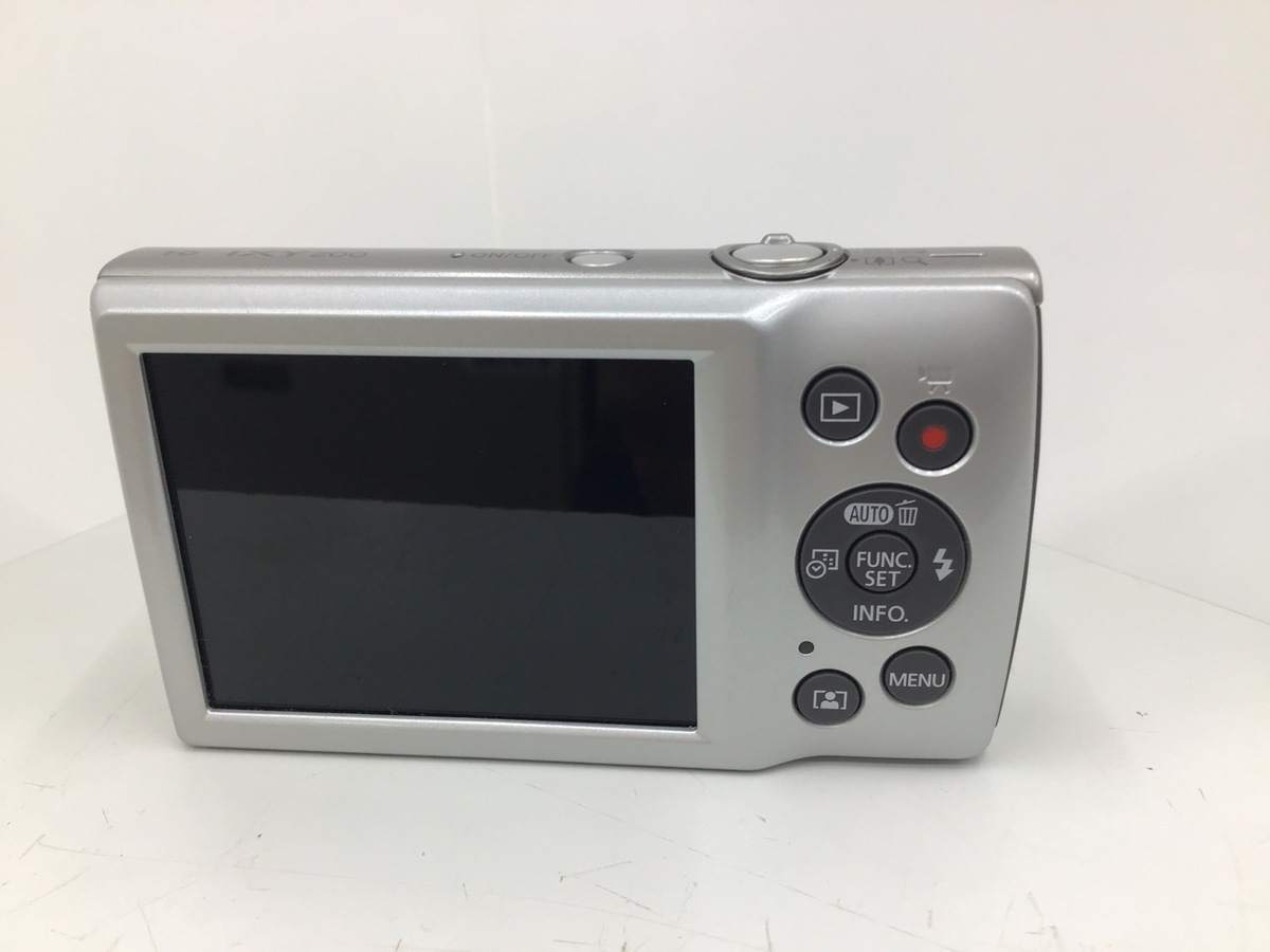IXY 200 シルバー【2000万画素】