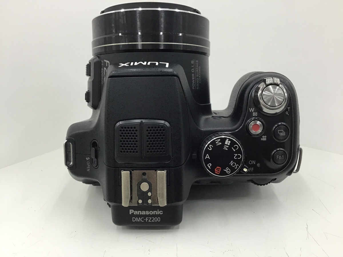DMC-FZ200�y1210����f�z