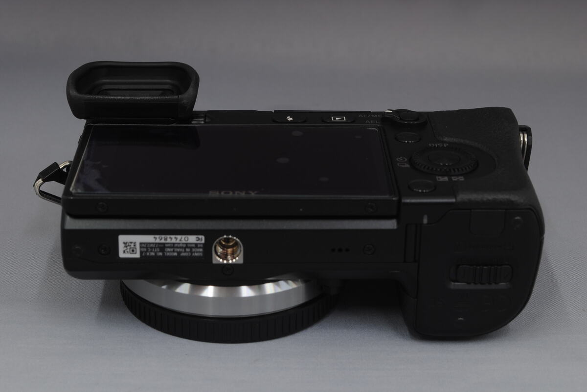 美品 Sony NEX-7 ボディ Amazon.com : Sony NEX-7 24.3 MP Mirrorless Digital Camera - Body