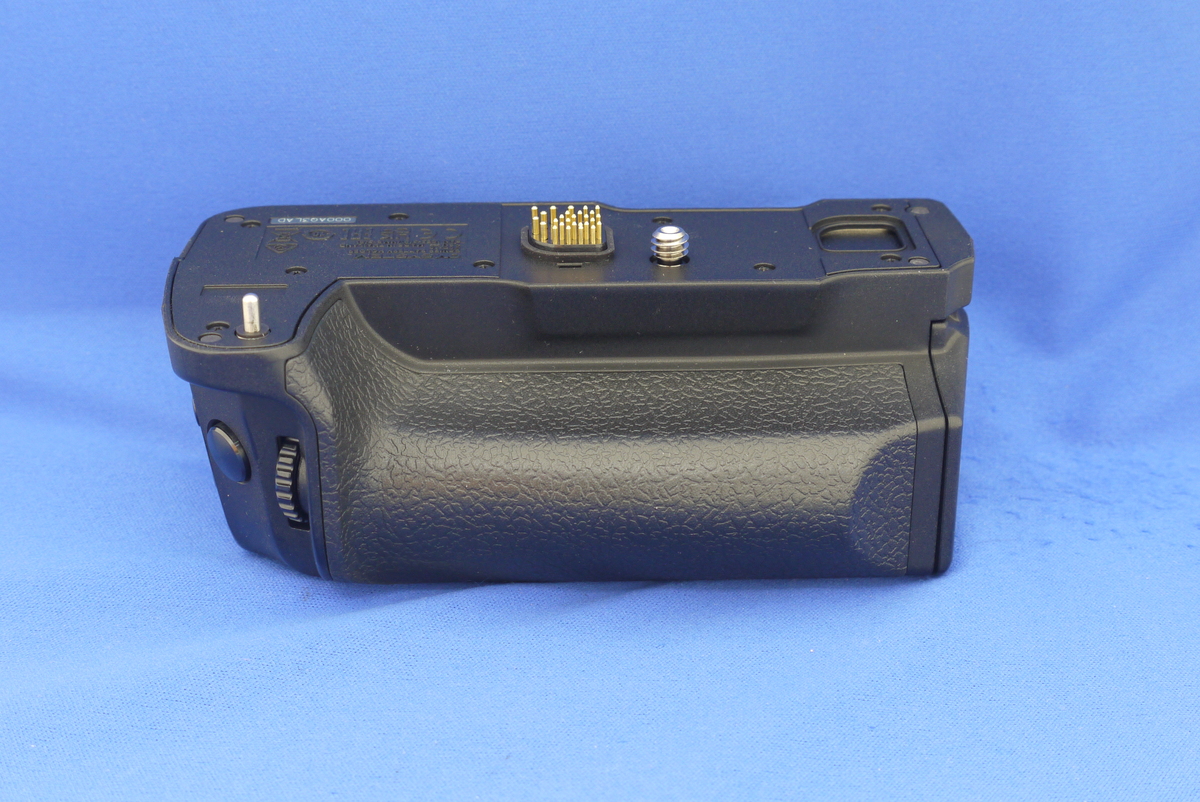 中古】 《美品》 OM SYSTEM パワーバッテリーホルダー HLD-10 中古】OM 