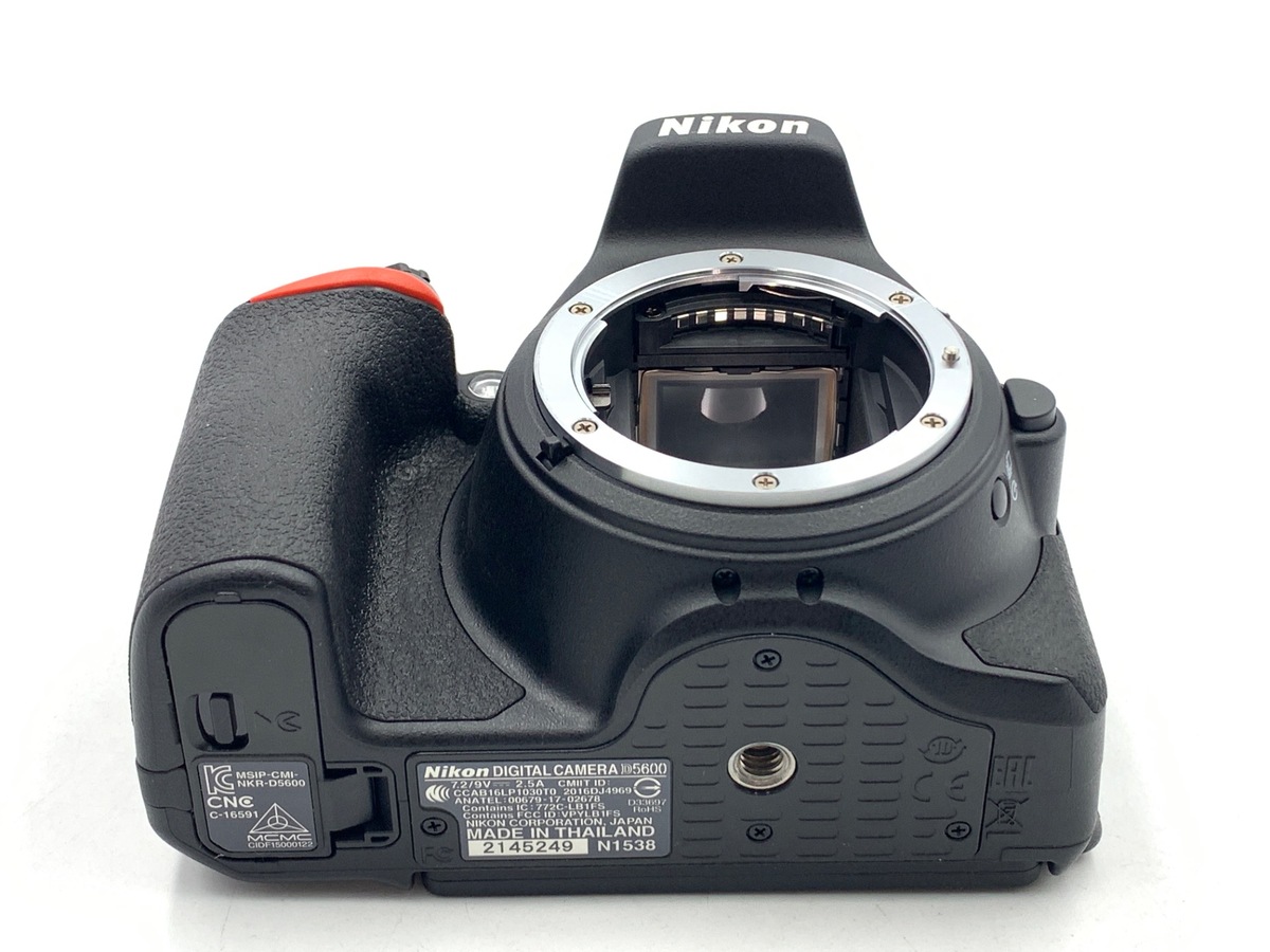 D5600 ボディ【2416万画素】