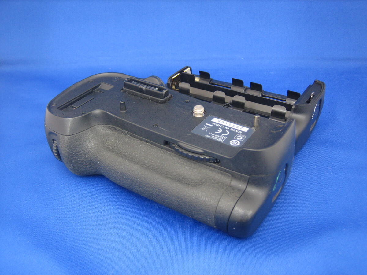中古】ニコン マルチパワーバッテリーパック MB-D12 在庫一覧｜カメラ