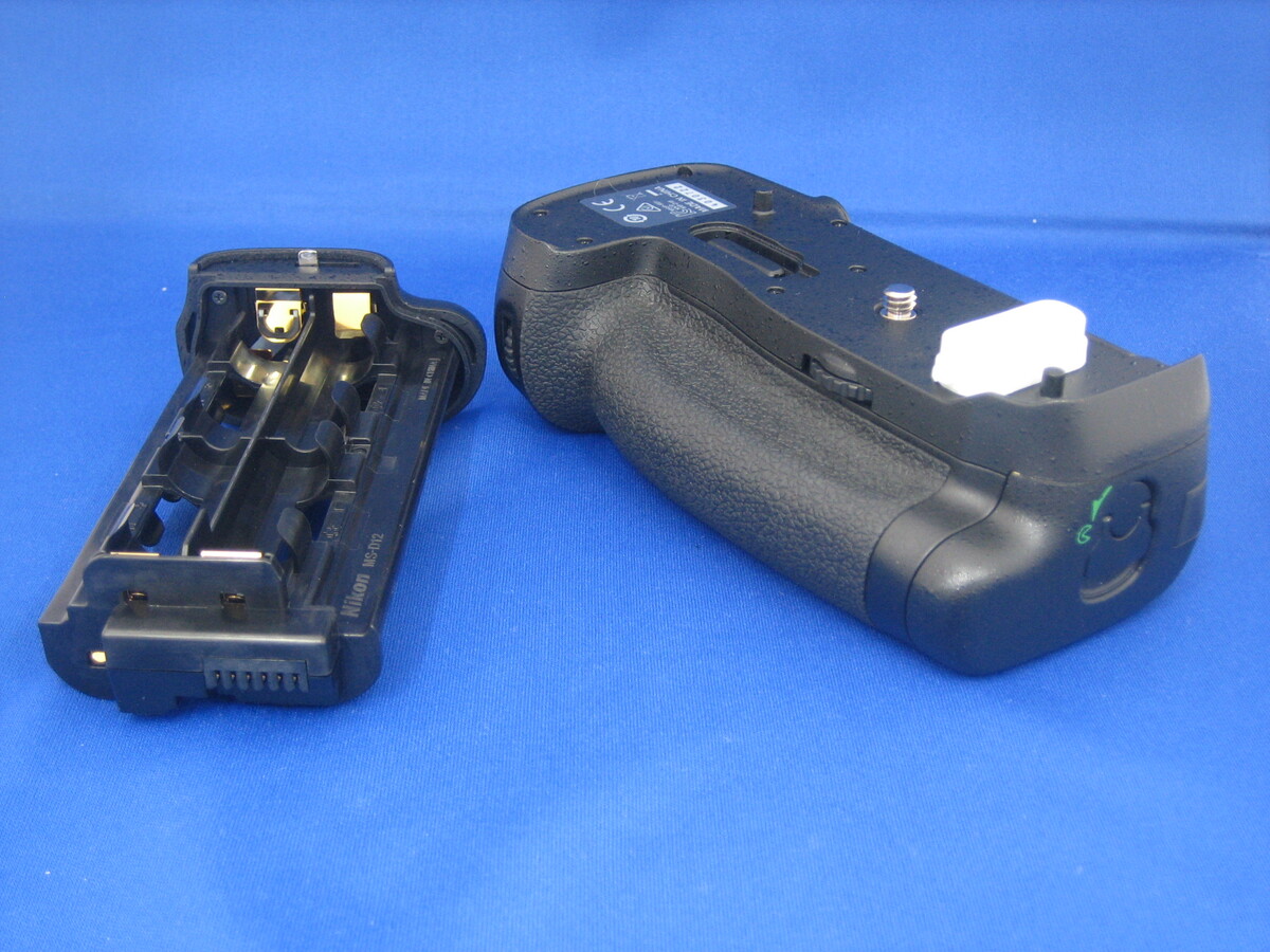 中古】ニコン マルチパワーバッテリーパック MB-D18 在庫一覧｜カメラ
