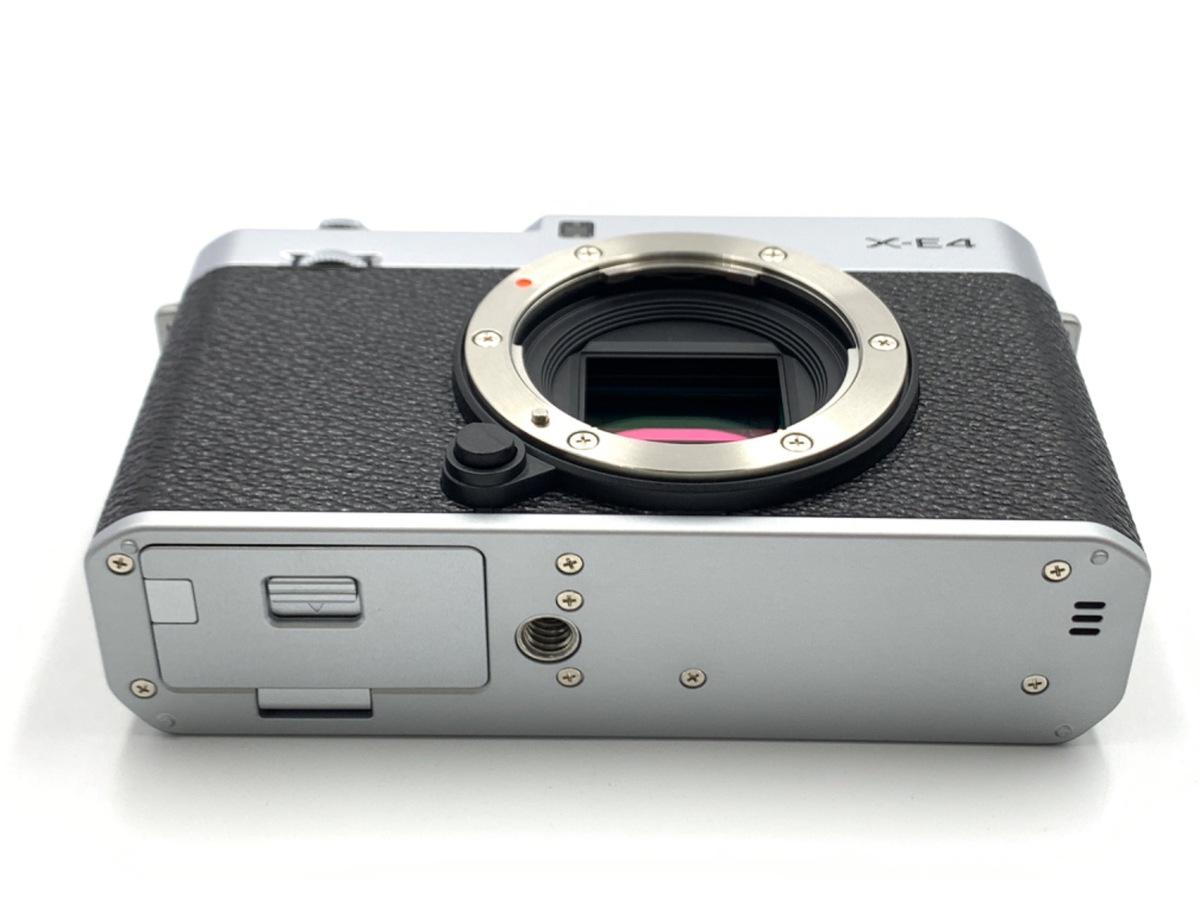 中古：AB(良品)】フジフイルム X-E4 ボディ シルバー | 2449200044434