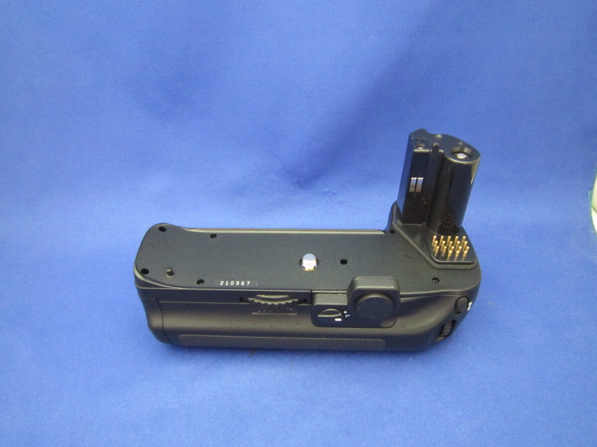 【中古】Nikon ニコン MB-40 マルチパワーバッテリーパック 元箱付き 楽天市場】【中古】ニコン Nikon マルチパワーバッテリーパック MB-40