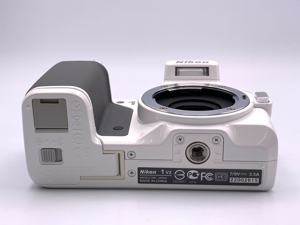 �j�R�� Nikon1 V2 �{�f�B �z���C�g