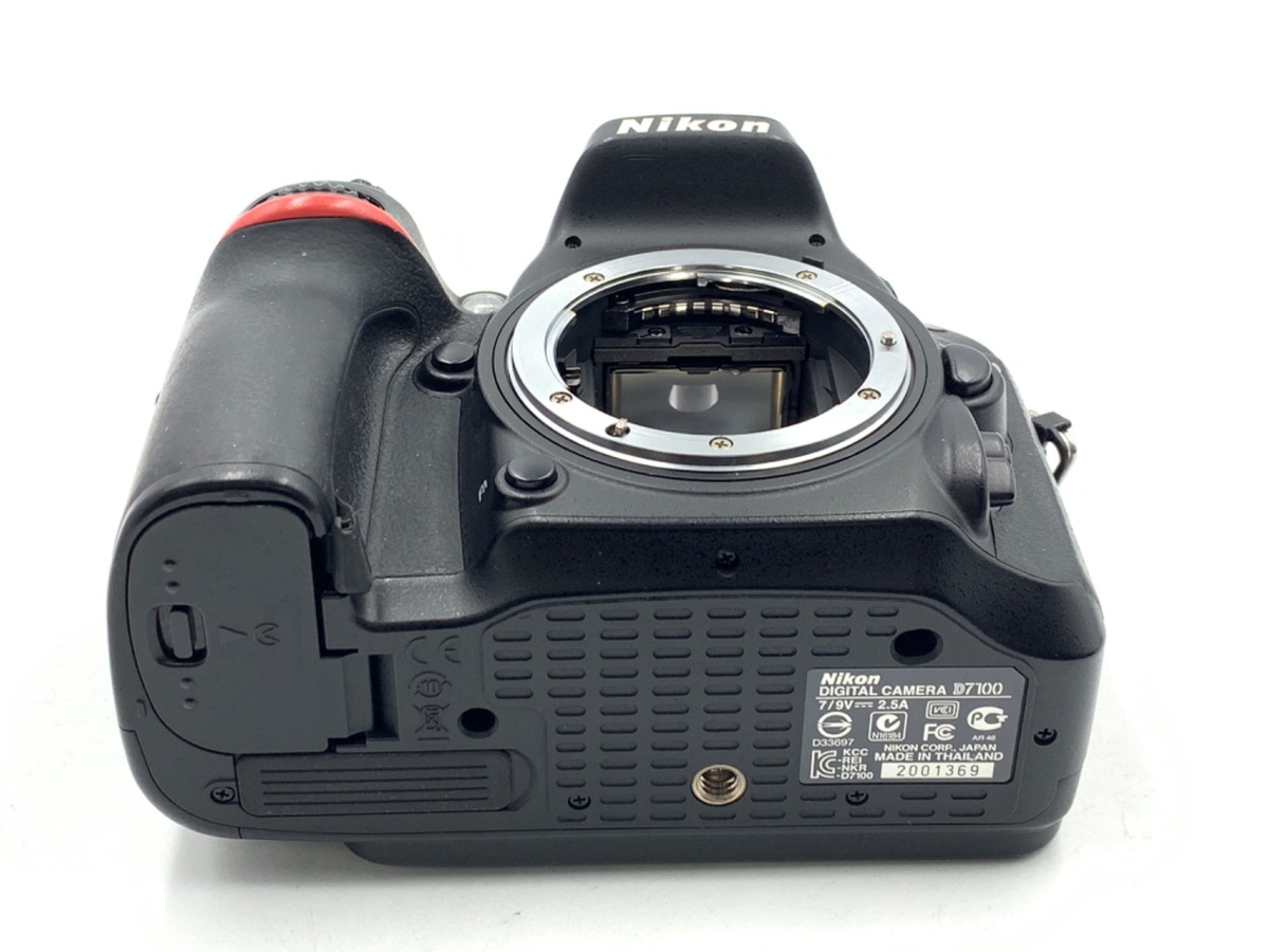 �j�R�� D7100 �{�f�B