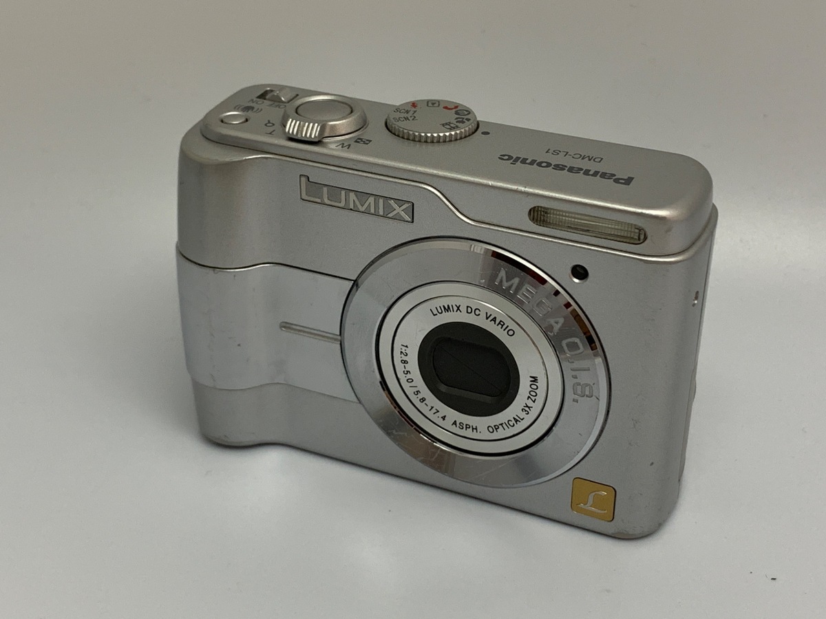 【中古】パナソニック（Panasonic）DMC-LS1 シルバー【400万画素】