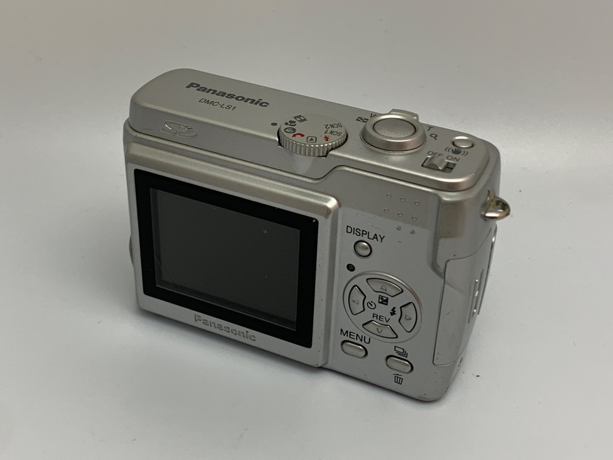 【中古】パナソニック（Panasonic）DMC-LS1 シルバー【400万画素】