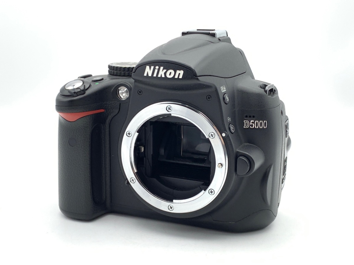超美品 Nikon D5000 デジタル一眼レフカメラ ボディ カメラ ニコン