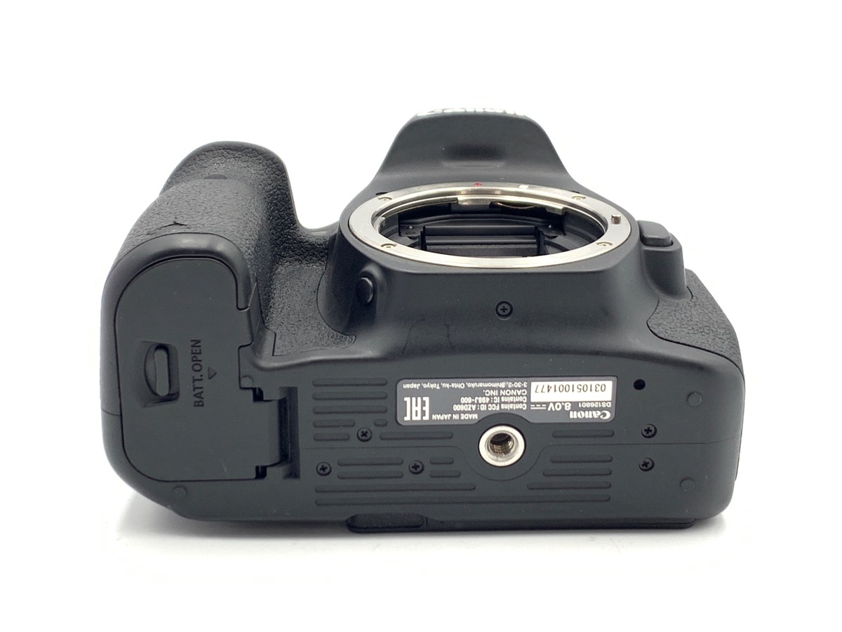 �L���m�� EOS 90D �{�f�B