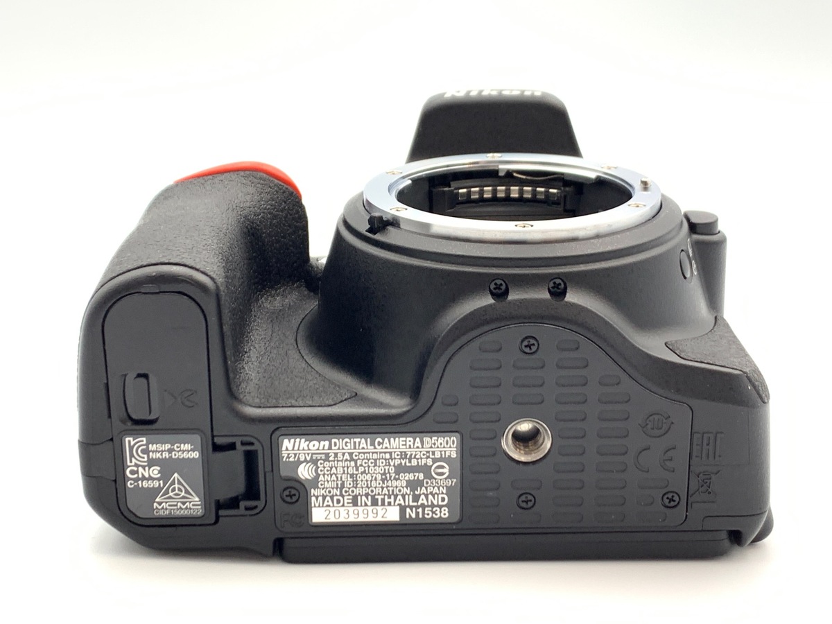 D5600 ボディ【2416万画素】