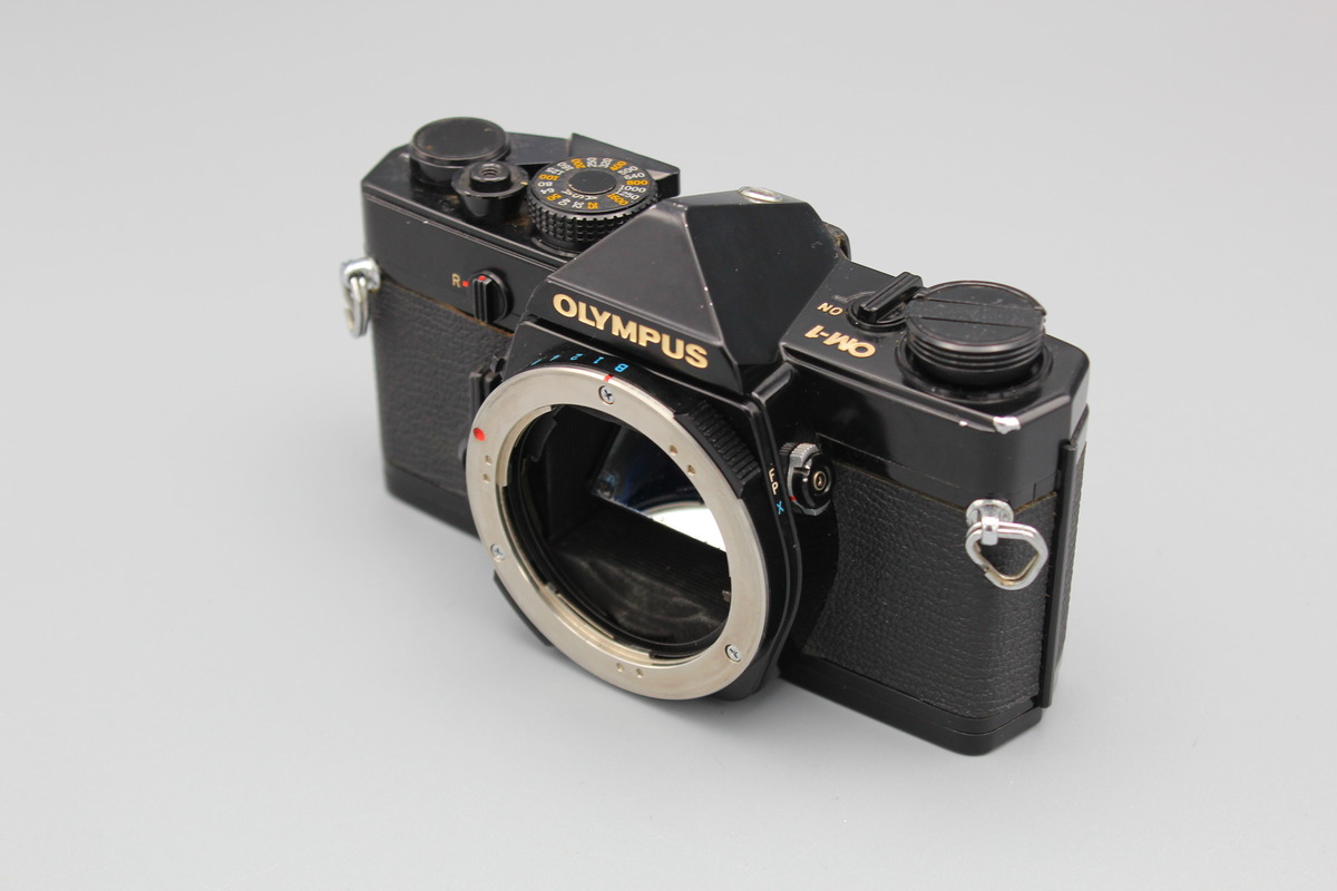 OLYMPUS OM-1 一眼レフカメラ 35-70mmレンズ付き ジャンク 黒 OLYMPUS