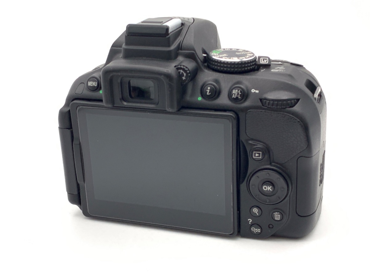 �j�R�� D5300 �{�f�B �u���b�N