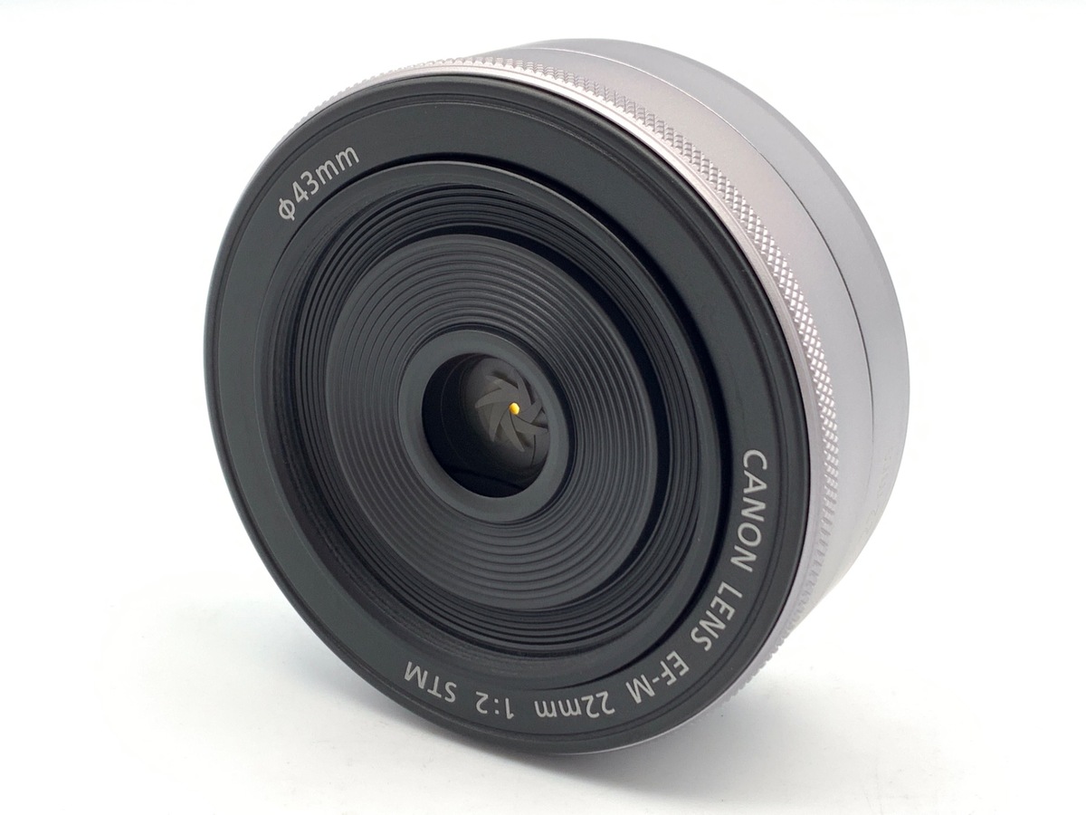超美品 Canon EF-M 22mm f2 シルバー キヤノン カメラレンズ 販売終了】EF-M22mm F2 STM シルバー:交換レンズ 通販｜キヤノン