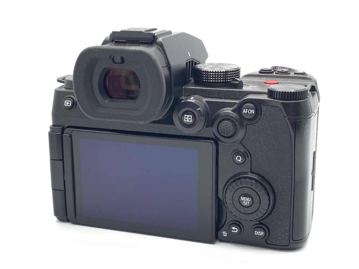 LUMIX DC-S5M2 �{�f�B