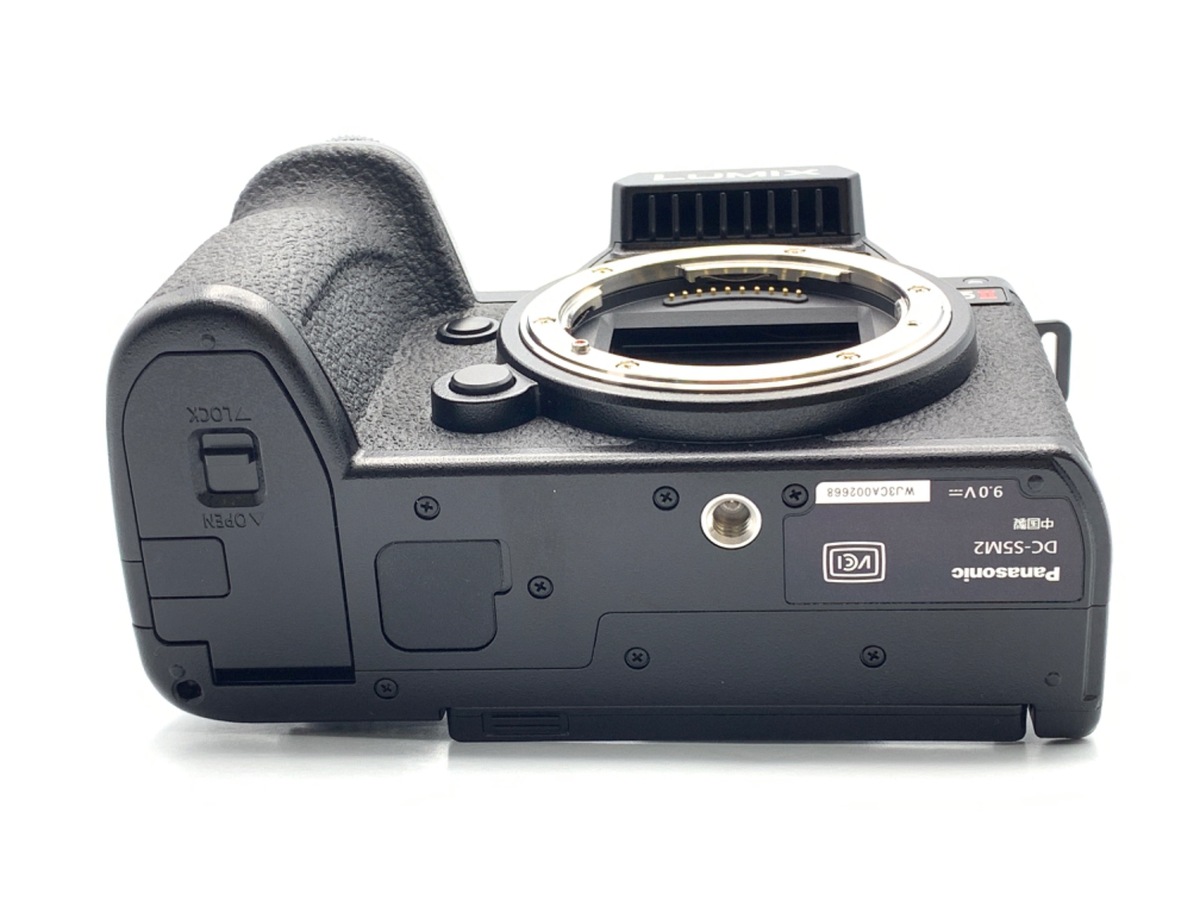 LUMIX DC-S5M2 �{�f�B