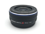 OLYMPUS M.ZUIKO 17mm f2.8　中古美品 中古)OLYMPUS (オリンパス) M.ZUIKO DIGITAL 17mm F2.8 シルバー