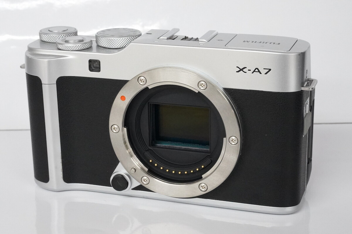 価格.com - 富士フイルム FUJIFILM X-S10 XF18-55mmレンズキット