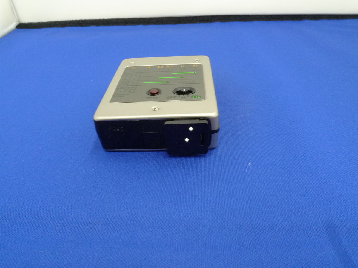 中古：AB(良品)】コンタックス TLA140(コンタックス ストロボ