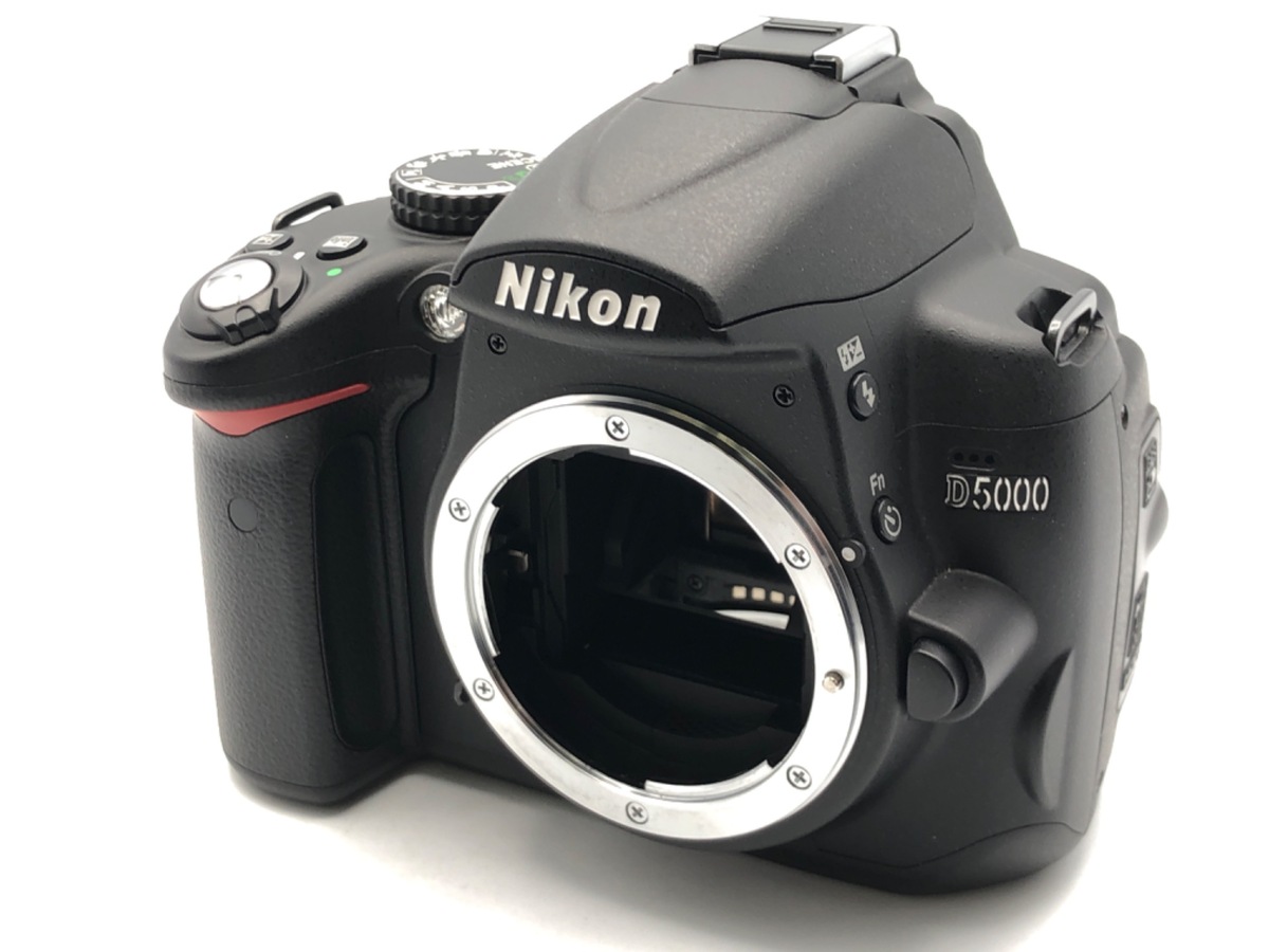 �j�R�� D5000 �{�f�B