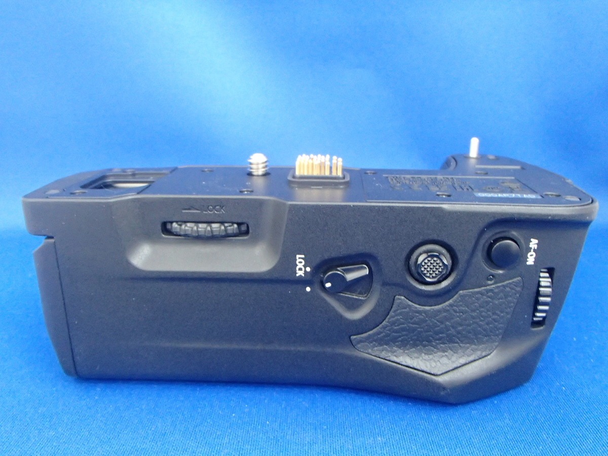 中古：B(並品)】OM SYSTEM パワーバッテリーホルダー HLD-10