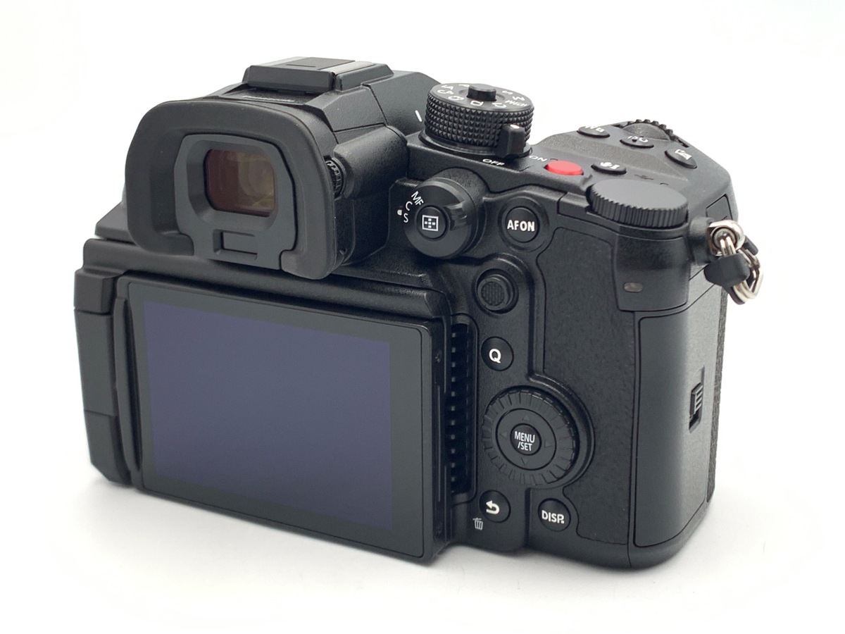 LUMIX DC-GH7 �{�f�B