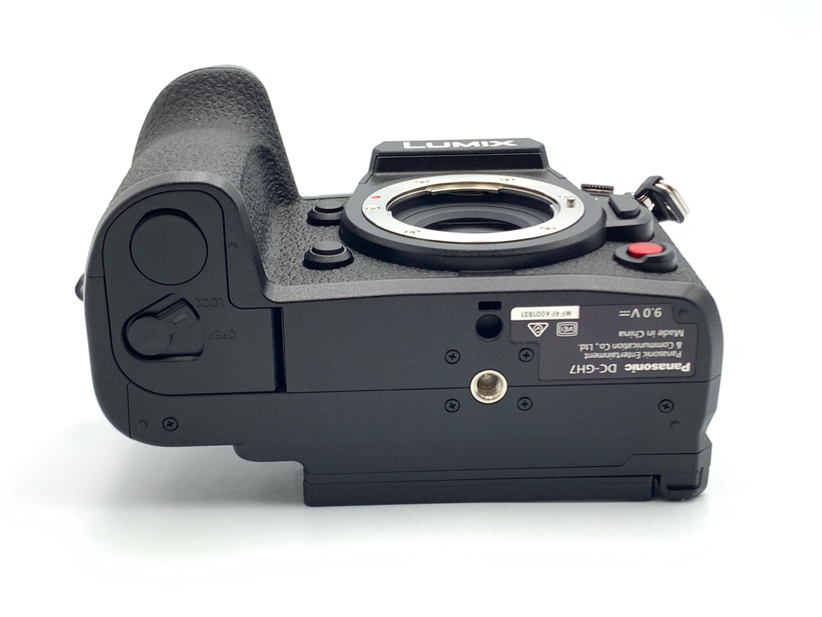 LUMIX DC-GH7 �{�f�B