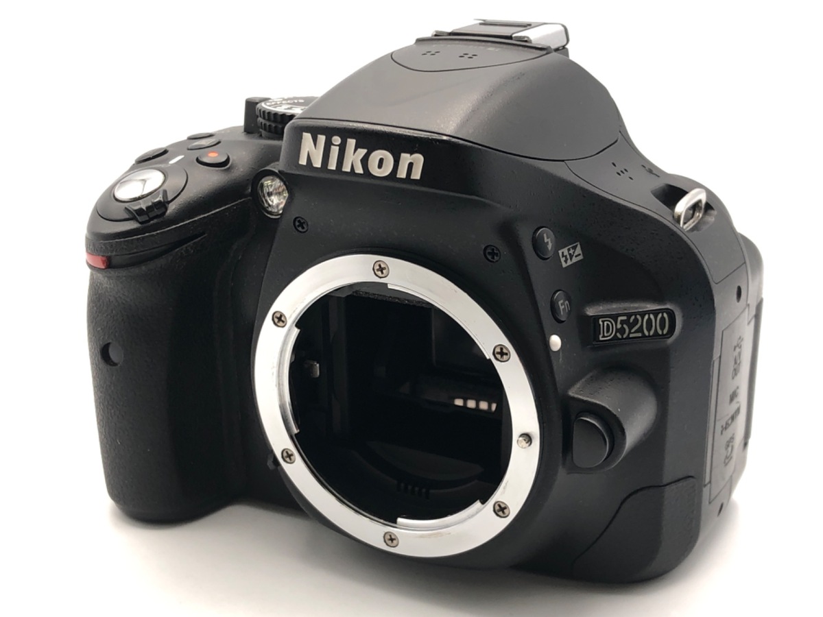 ★美品★ Nikon D5200 ボディ Nikon D5200 ボディ レッドの出品 | ONE SCENE（ワンシーン）