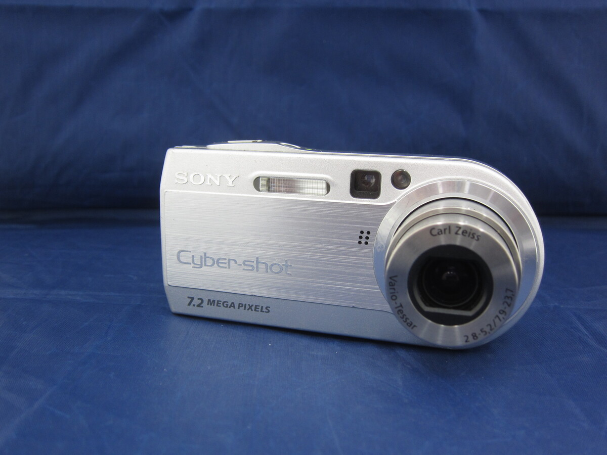 中古：B(並品)】ソニー（SONY）DSC-P150 シルバー【720万画素