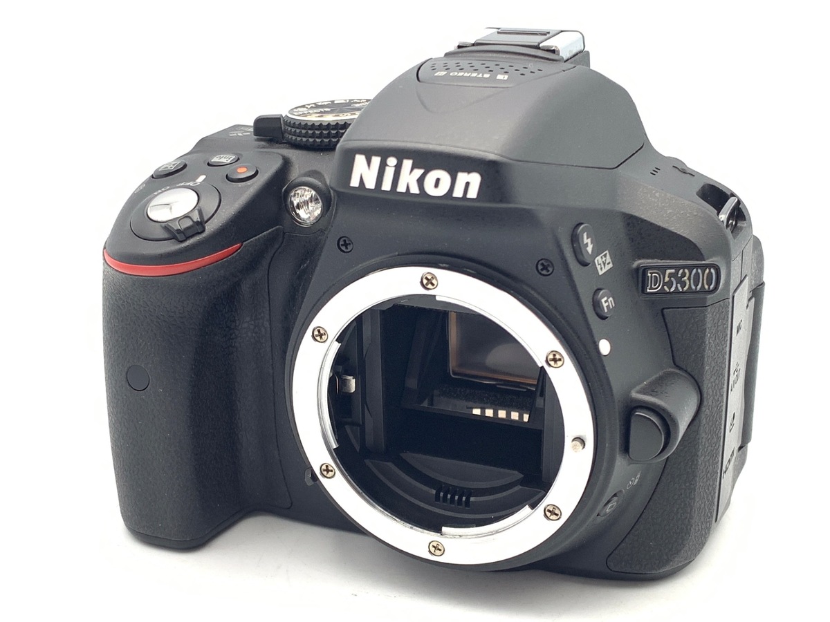 �j�R�� D5300 �{�f�B �u���b�N