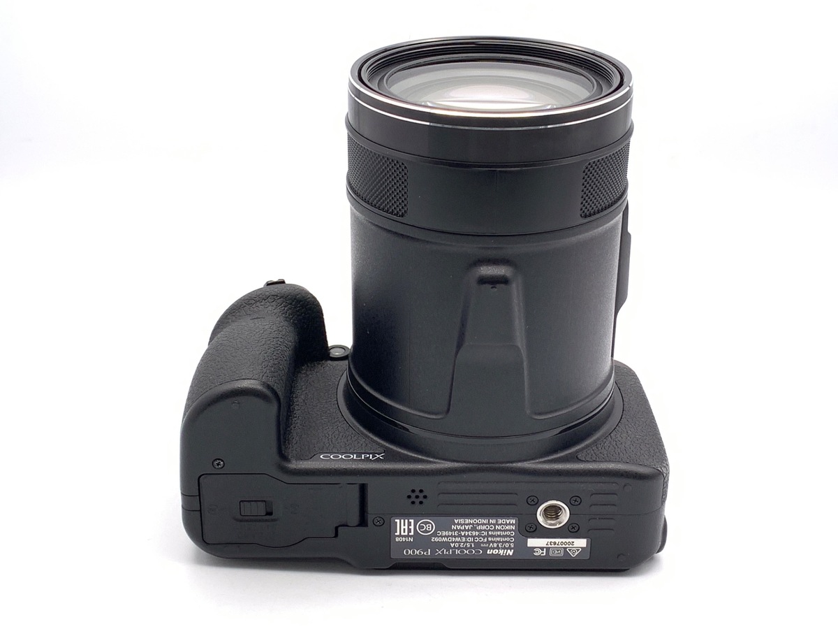 �j�R�� COOLPIX P900 �u���b�N