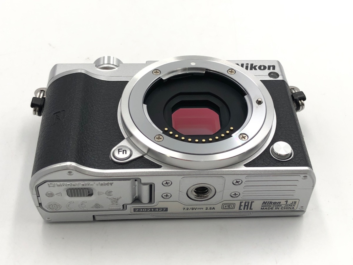 Nikon 1 J5 ボディ シルバー【2081万画素】