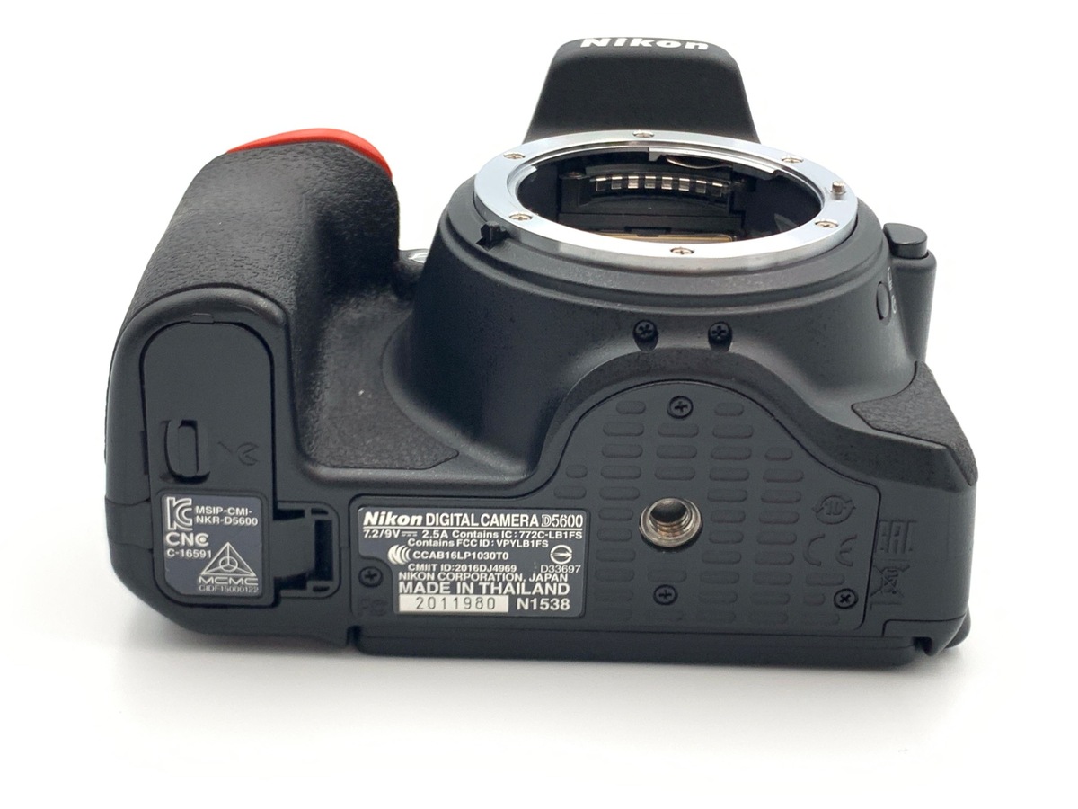 D5600 ボディ【2416万画素】