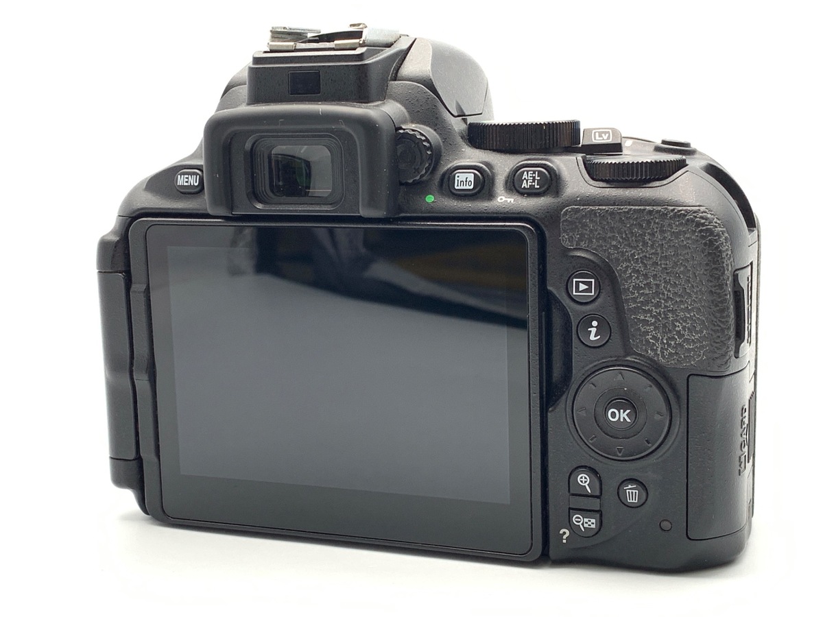 D5600 ボディ【2416万画素】