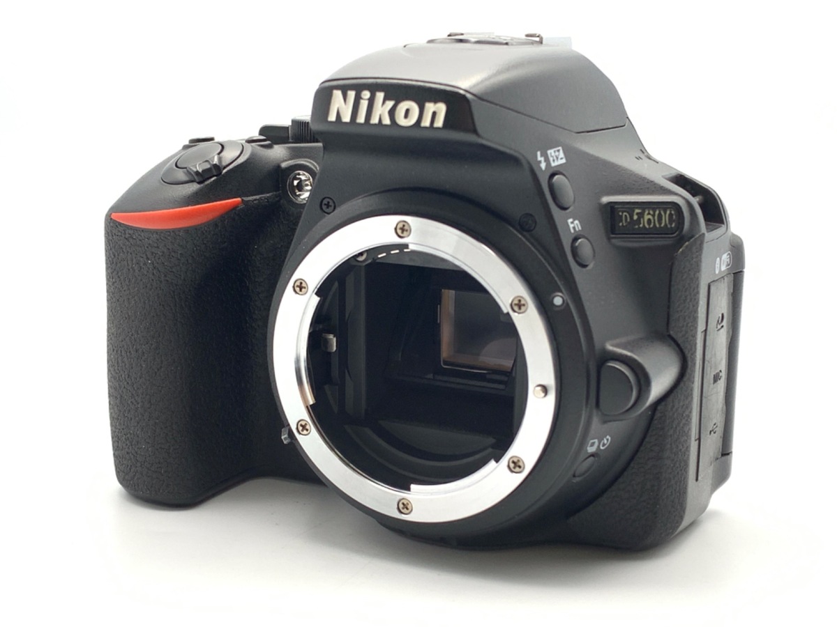 価格.com - ニコン D5200 標準ズーム+マイクロレンズキット 純正オプション