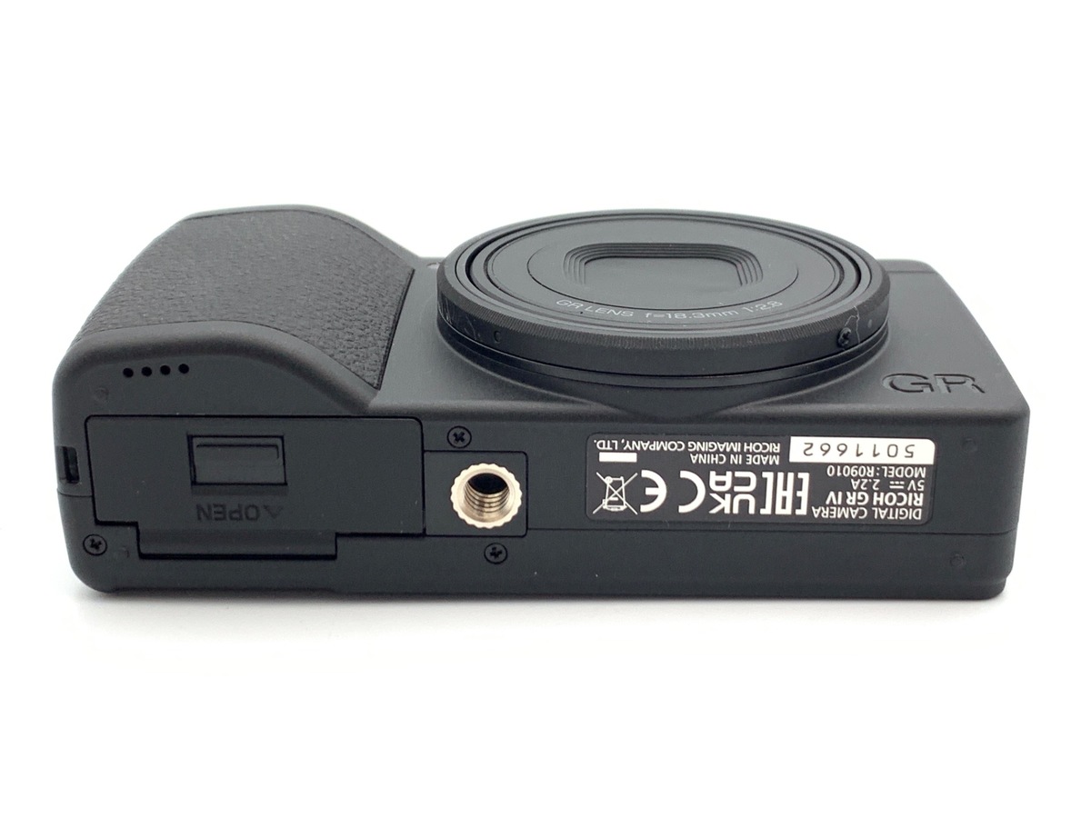 GR IV Monochrome