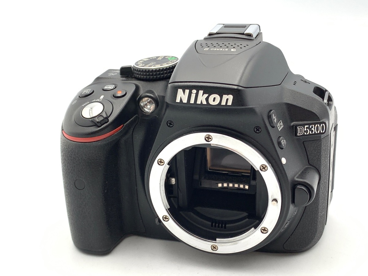 �j�R�� D5300 �{�f�B �u���b�N