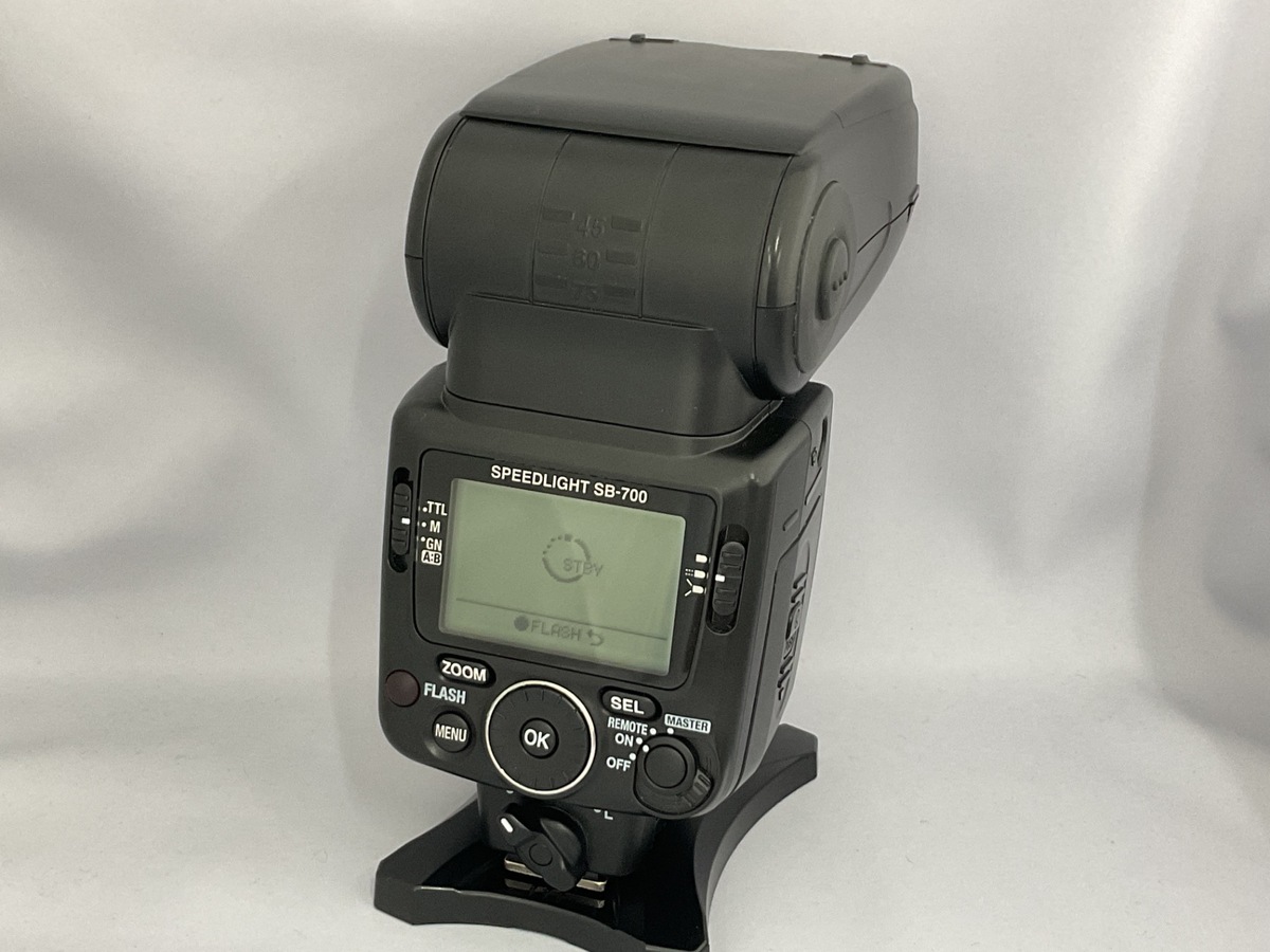 �j�R�� �X�s�[�h���C�g SB-700