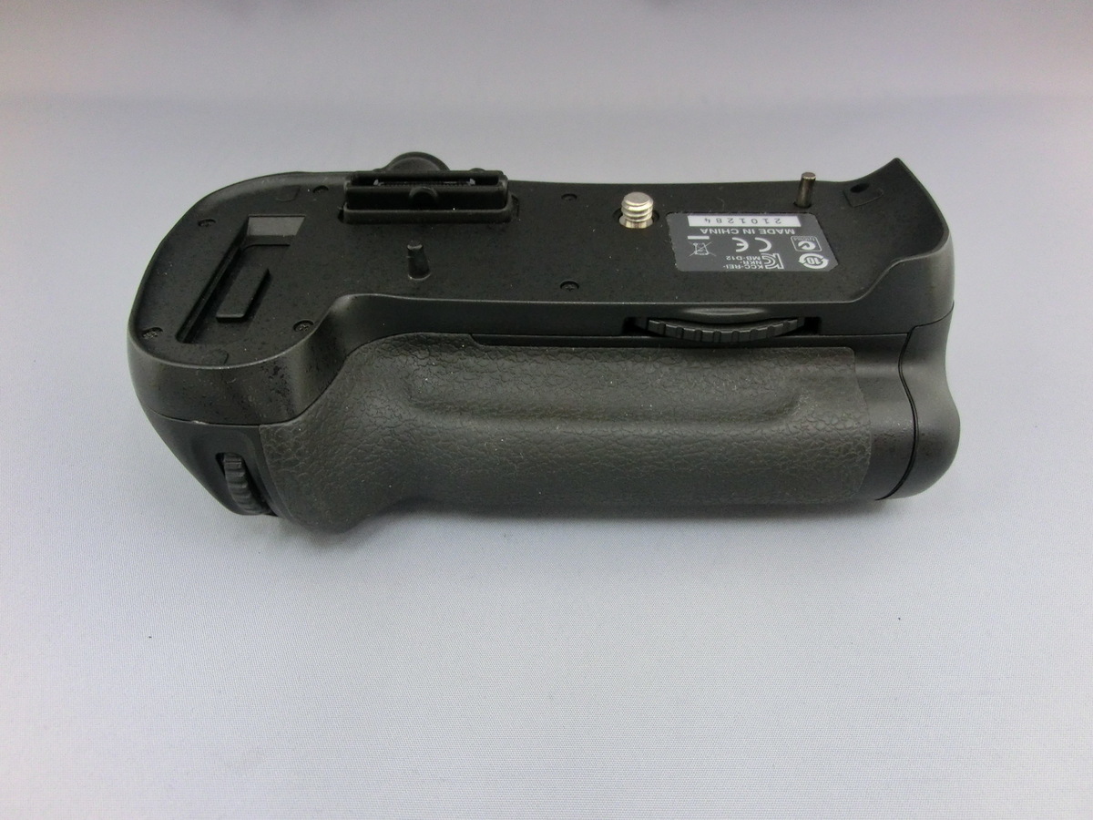 中古】ニコン マルチパワーバッテリーパック MB-D12 在庫一覧｜カメラ