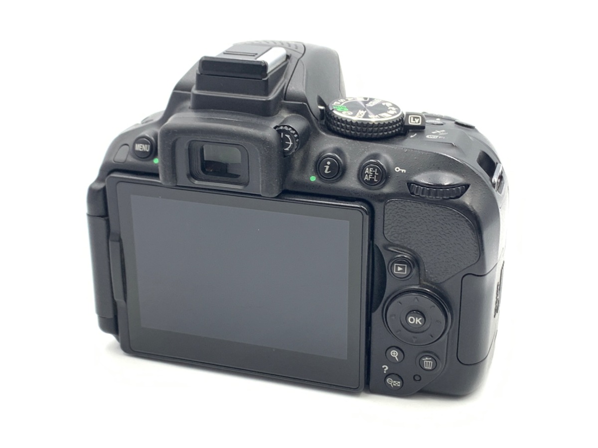 �j�R�� D5300 �{�f�B �u���b�N