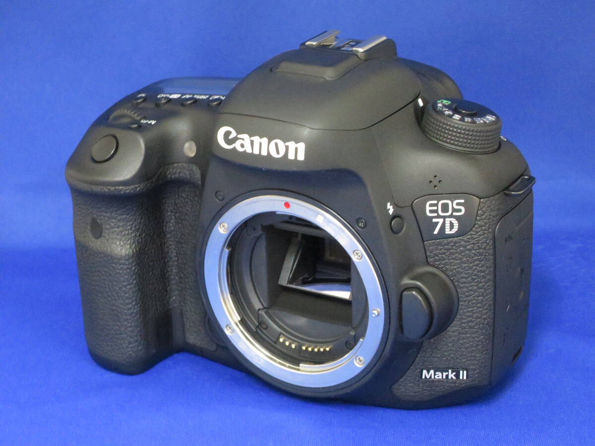 価格.com - EOS 7D Mark II ボディ 中古価格比較