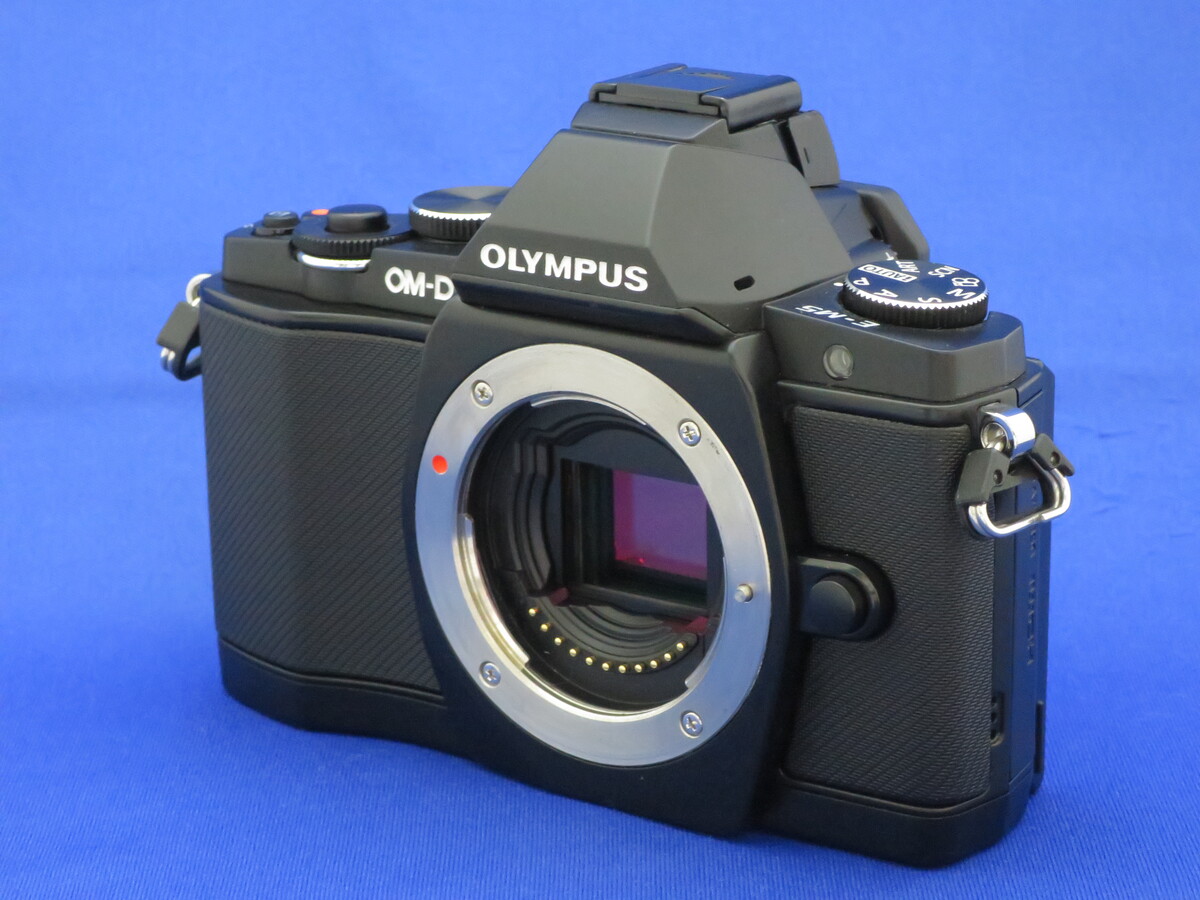 OLYMPUS OM-D E-M5 ボディ 中古価格比較 - 価格.com
