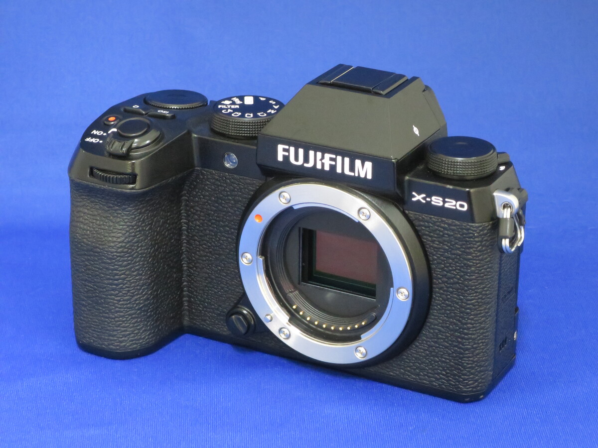 X-S20 �{�f�B
