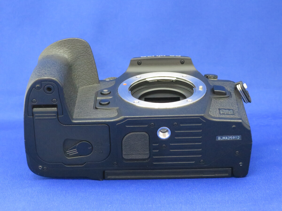 OM SYSTEM OM-1 ボディ