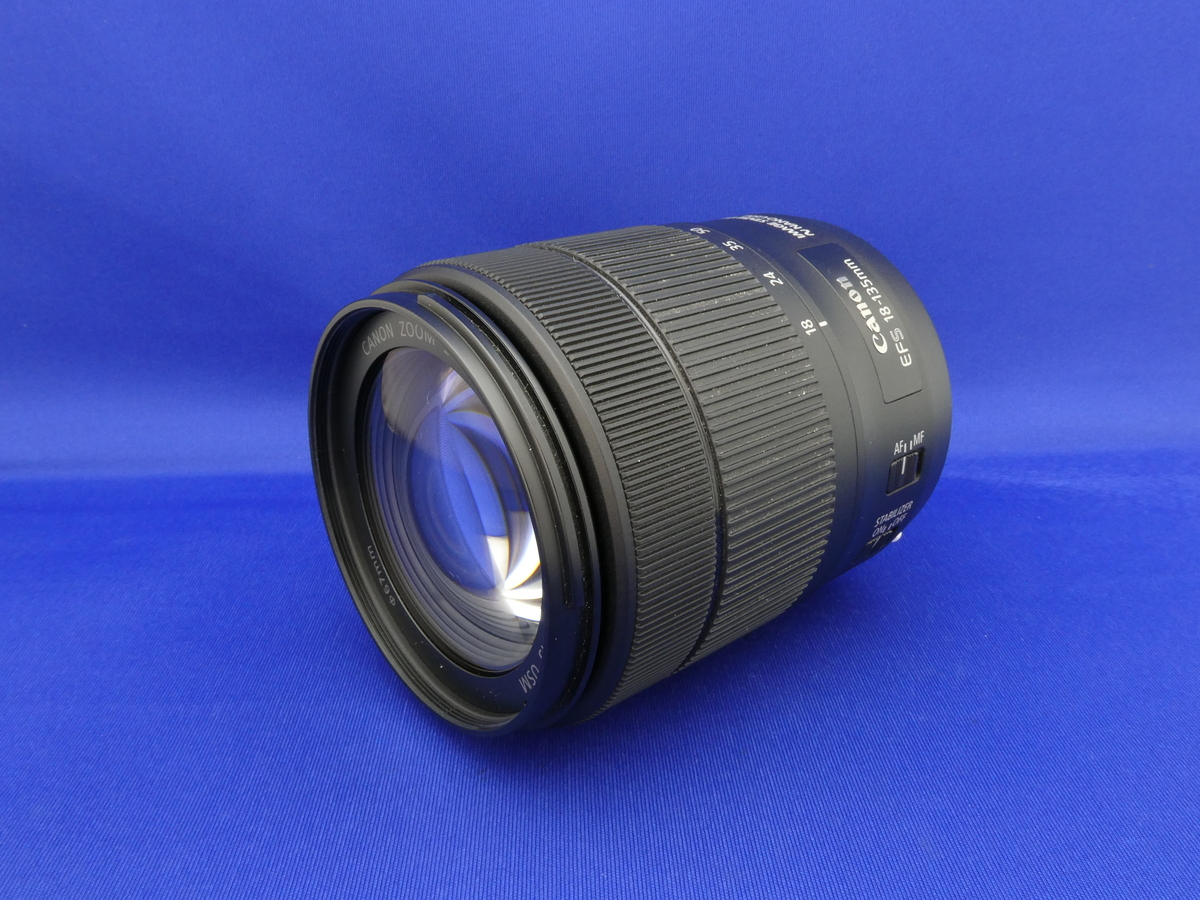�L���m�� EF-S18-135mm F3.5-5.6 IS USM